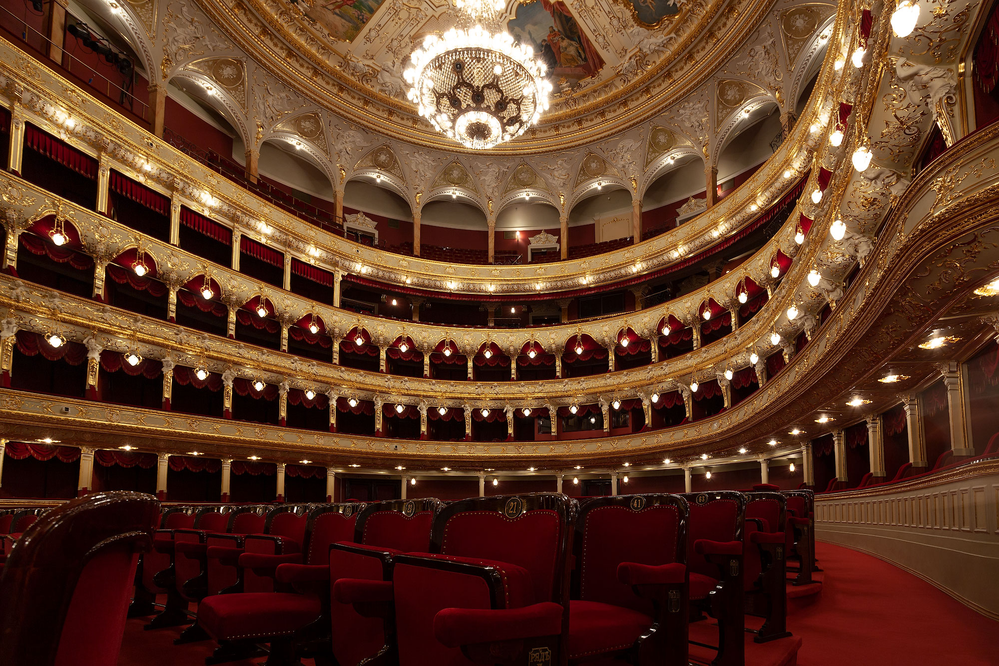 Оперный театр Одесса зал